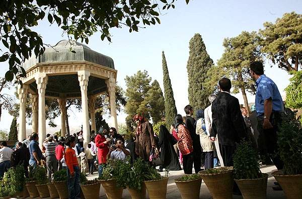 سایه روشن‌های صنعت گردشگری در ایران