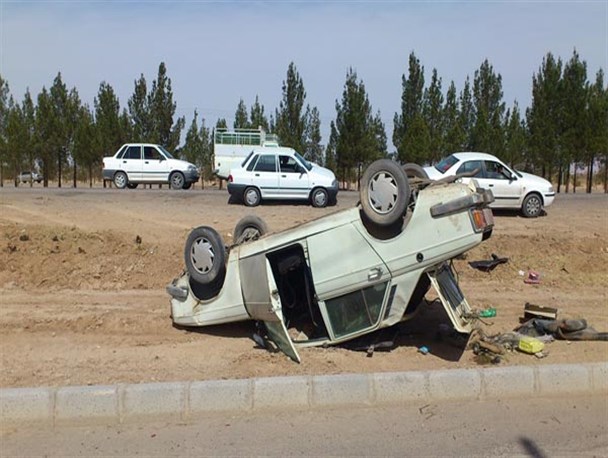 واژگونی پیکان با ۱۲ سرنشین!