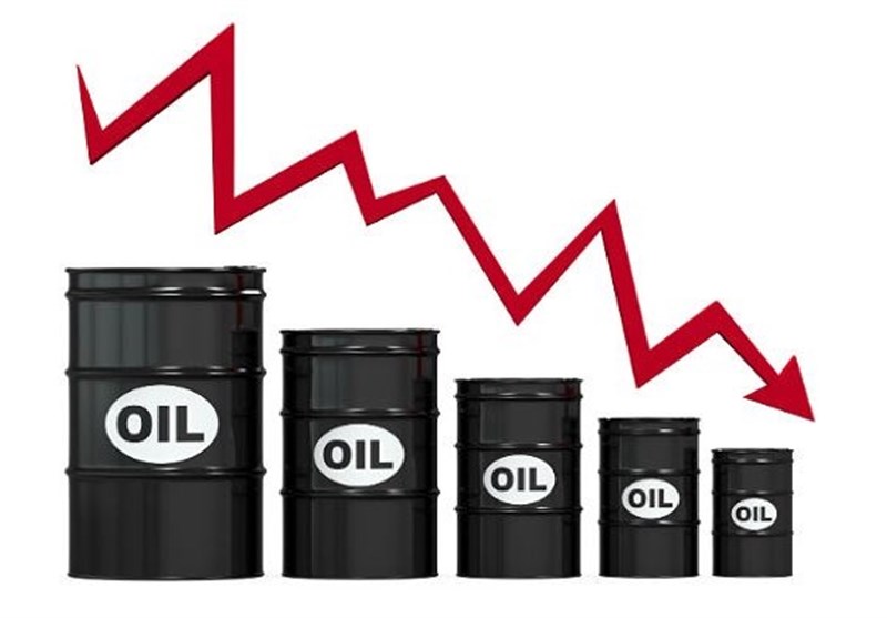 کاهش اندک قیمت نفت در بازارهای جهانی