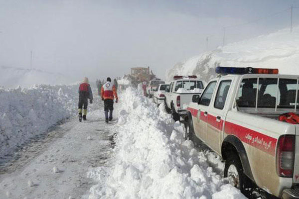 بارش برف، باران و مه‌گرفتگی در جاده‌ها