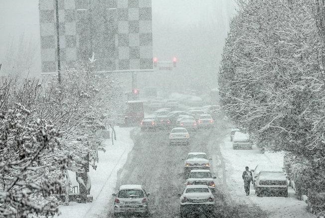 کولاک در جاده‌‌های نیمه شمالی کشور