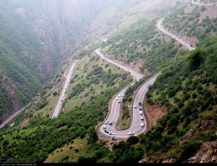 جاده چالوس در هزارچم ملی شدن