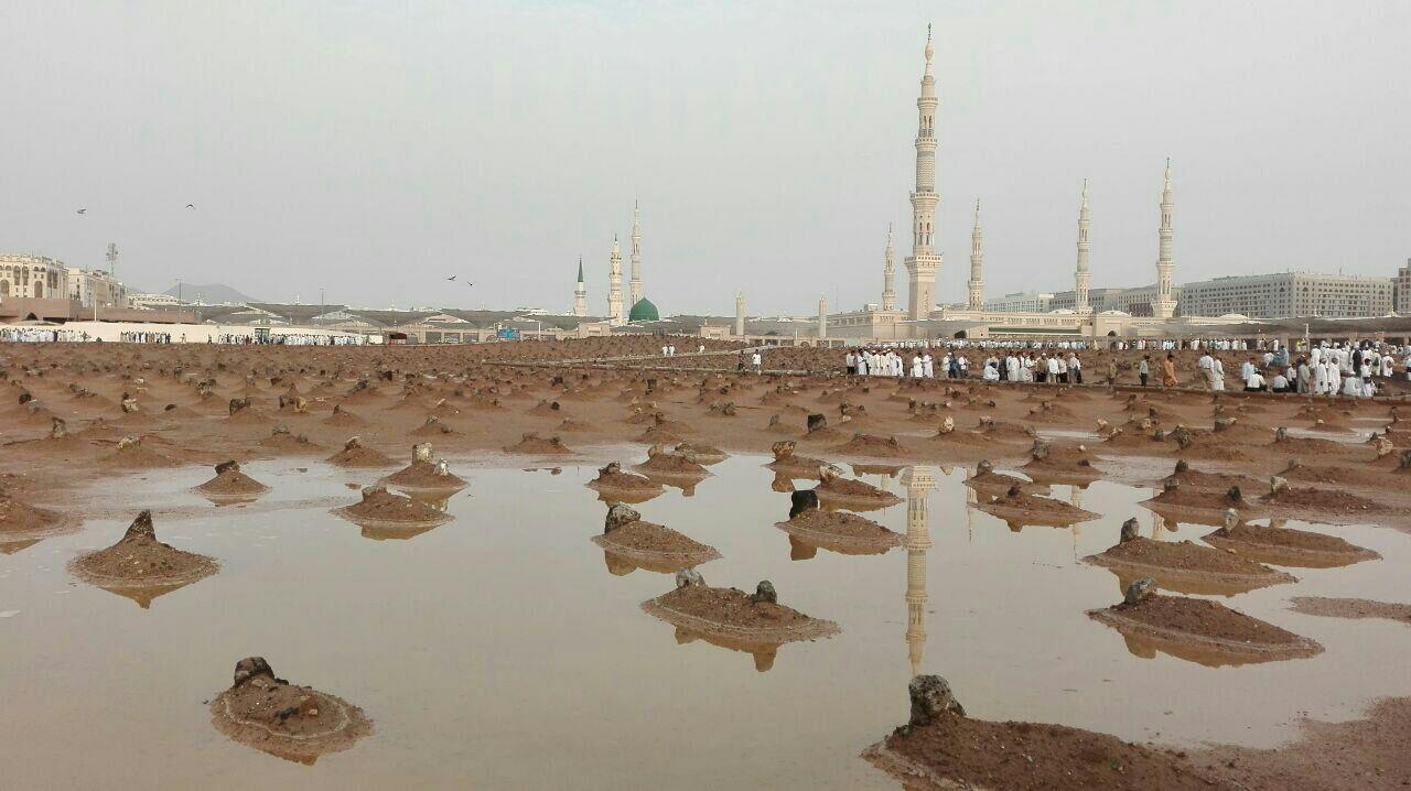 قبرستان بقیع بعد از باران تابستانی +عکس