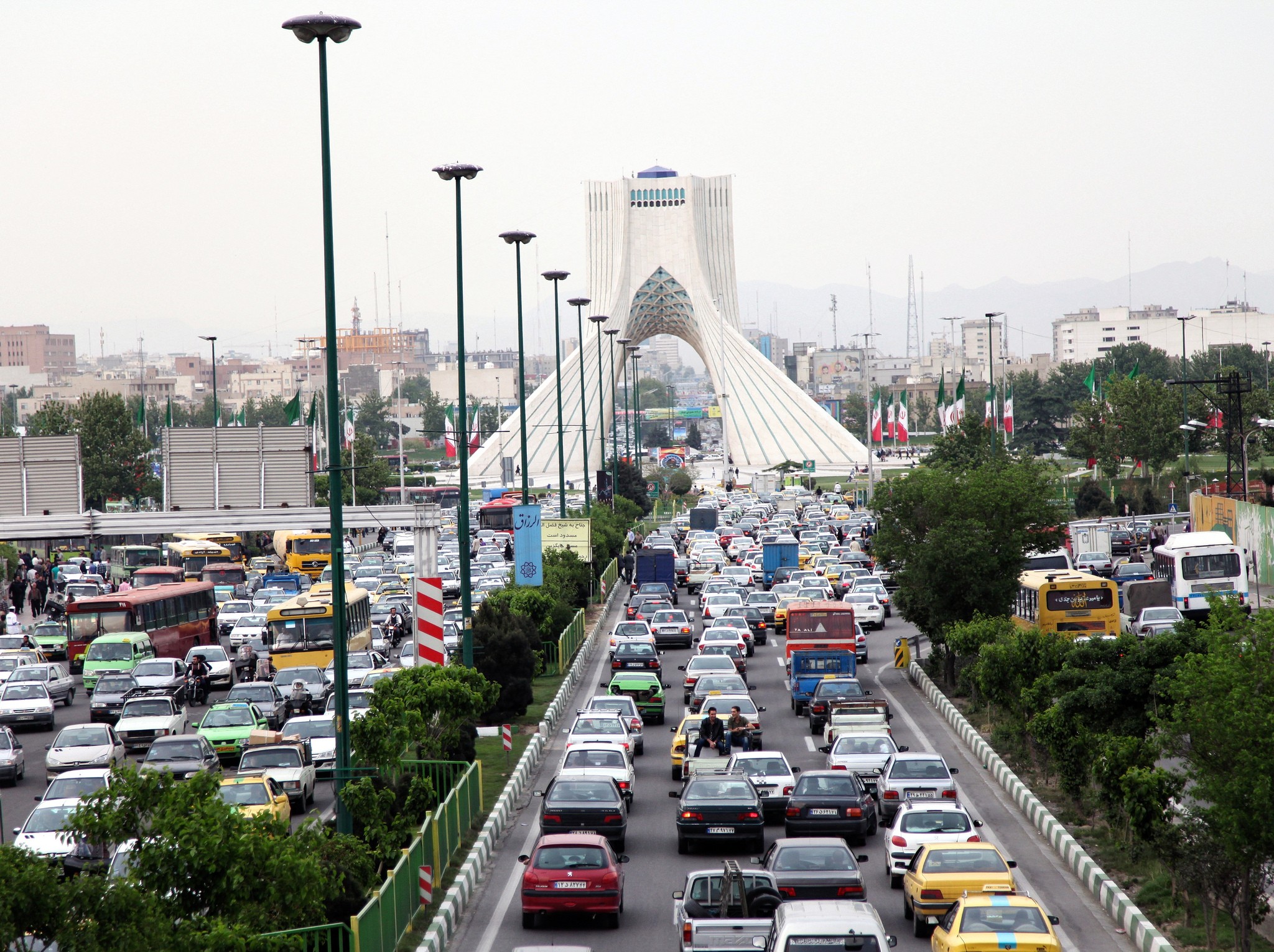 تهران ؛ در جست‌وجوی آرامش از دست رفته