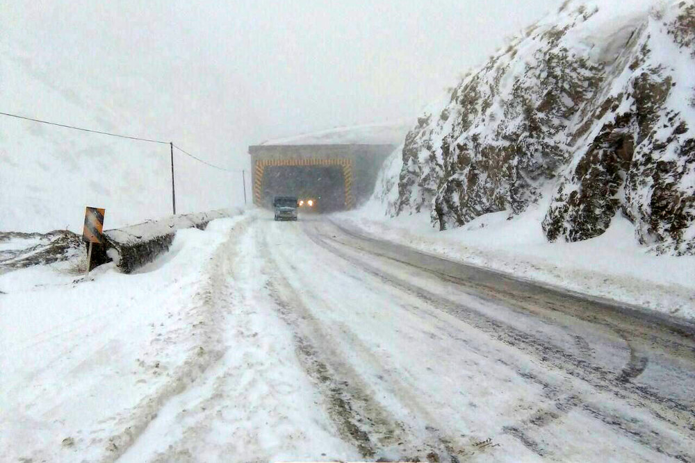 هراز و فیروزکوه زمستانی شد