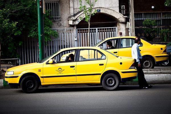 همه رانندگان تاکسی شهر تهران بیمه تکمیلی می‌شوند