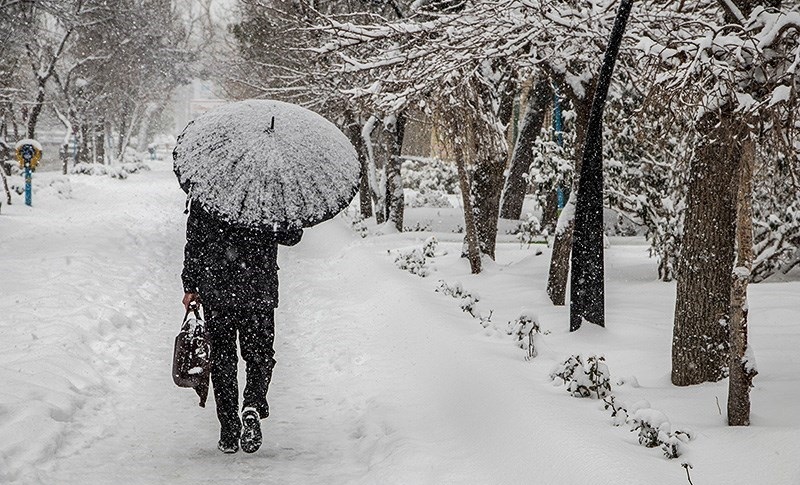 ارتفاع برف در کوهرنگ به ۷۰سانتی متر رسید