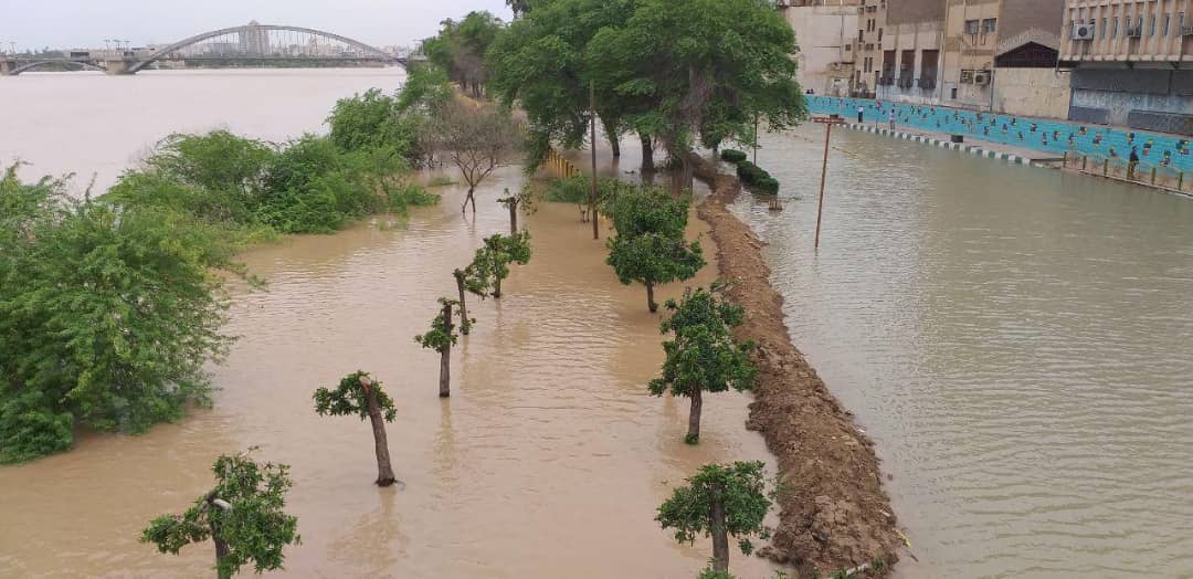 زیر آب رفتن جاده ساحلی اهواز +عکس