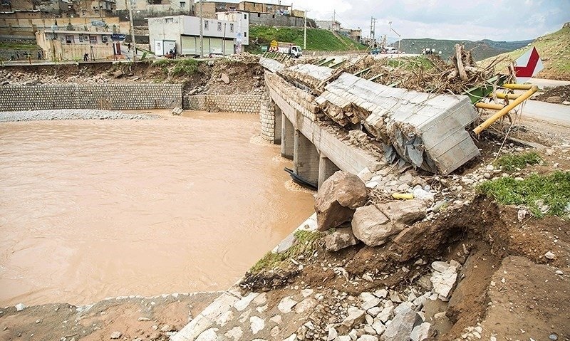 تخریب و آبگرفتگی منازل ۱۵۰۰ خانوار در پل‌دختر