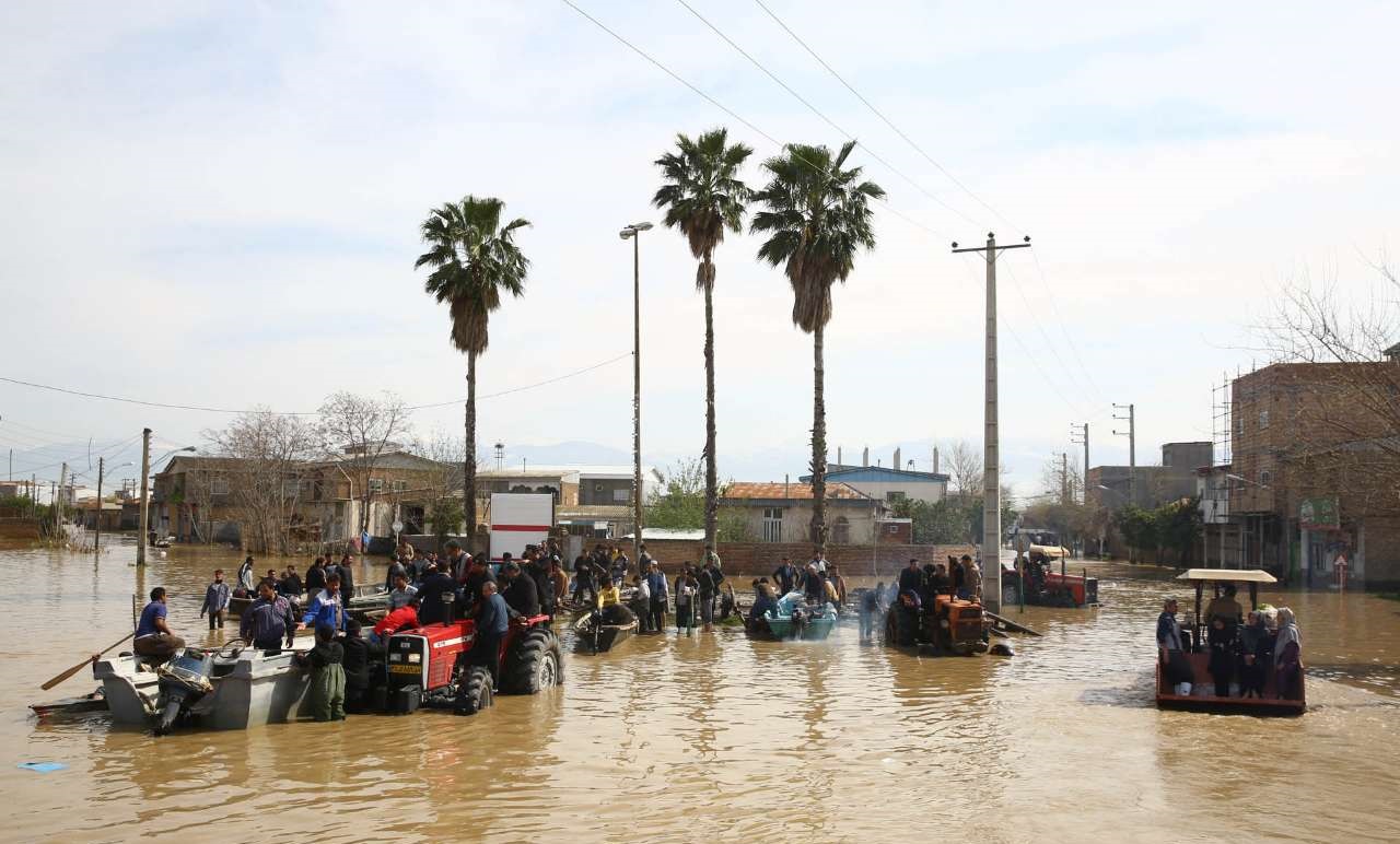 کمک ۴۳میلیارد ریالی کرمانشاهیان به سیل زدگان