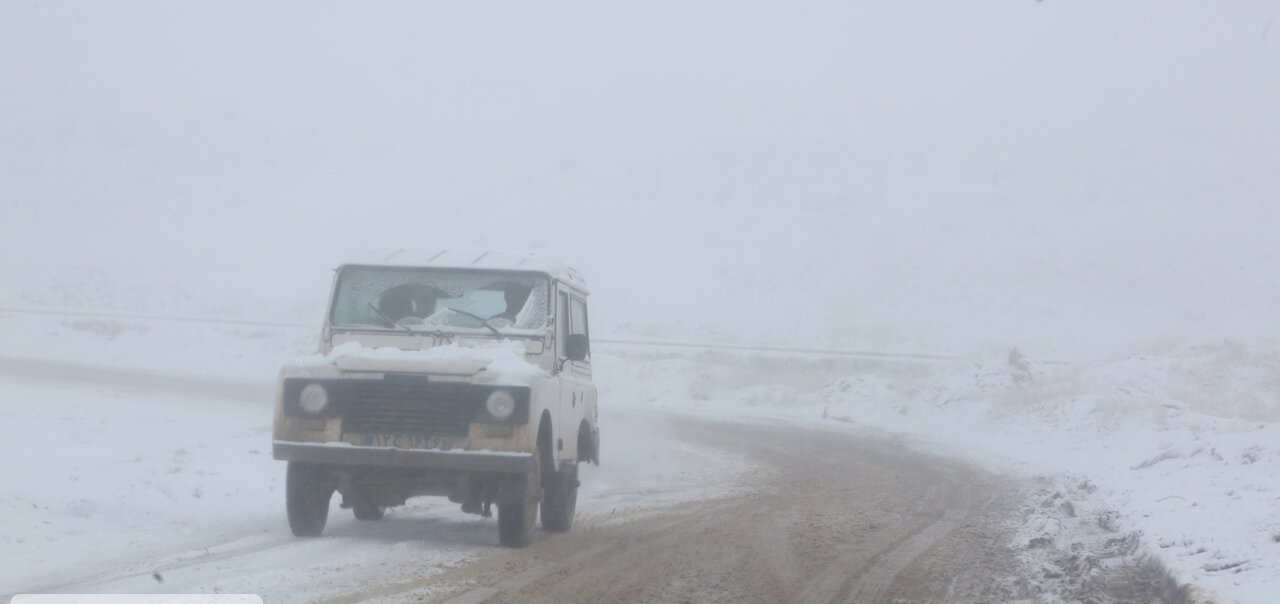 بارش برف و باران در جاده‌های ۲۰استان کشور