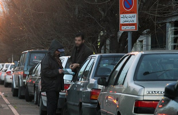 حاشیه معابر پرتقاضا در دست افراد نامشخص!