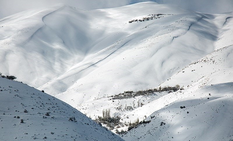 بارش برف و باران در برخی محورها