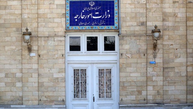 ایران خواستار خودداری پلیس فرانسه از خشونت شد