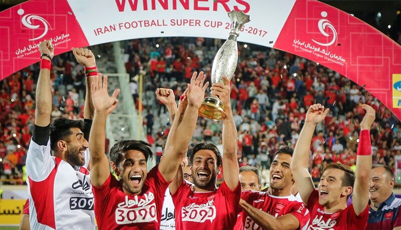 اهداء سوپرجام به پرسپولیس