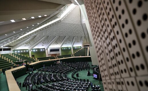 درخواست نمایندگان برای رای‌گیری ‌مجدد طرح شفافیت