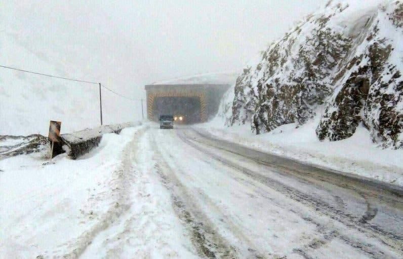 بازگشایی محور هراز و بسته شدن جاده کیاسر