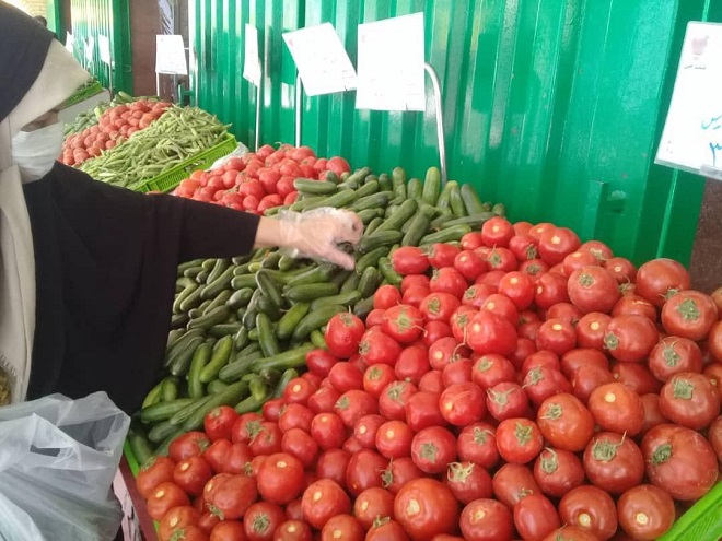 شهروندان هنگام مراجعه به میادین میوه و تره بار «حتماً» ماسک بزنند