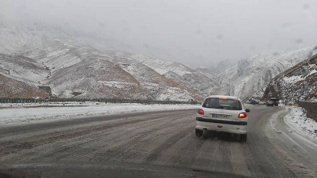 جاده‌های کوهستانی مازندران لغزنده است