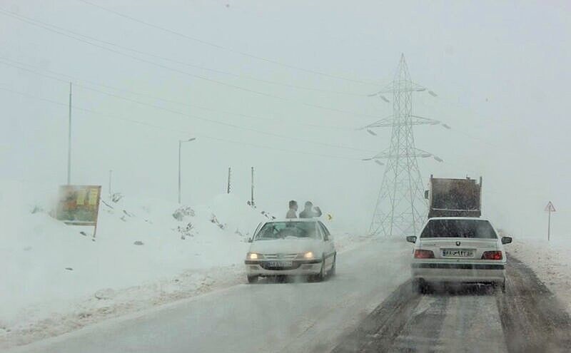 برف و یخ‌ بندان در چندین استان