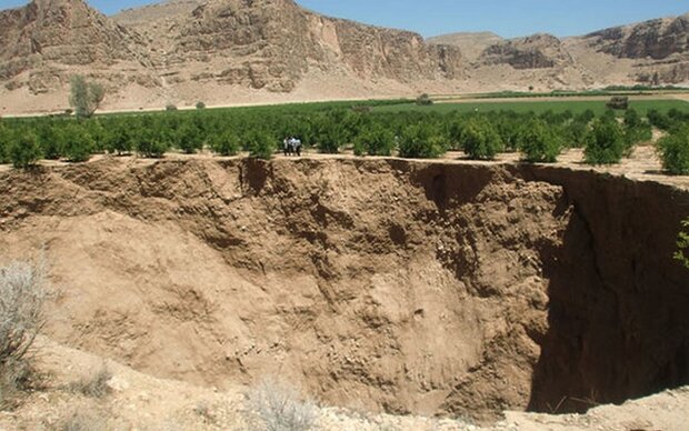 در فرونشست زمین سازگاری با کم آبی اشتباه است