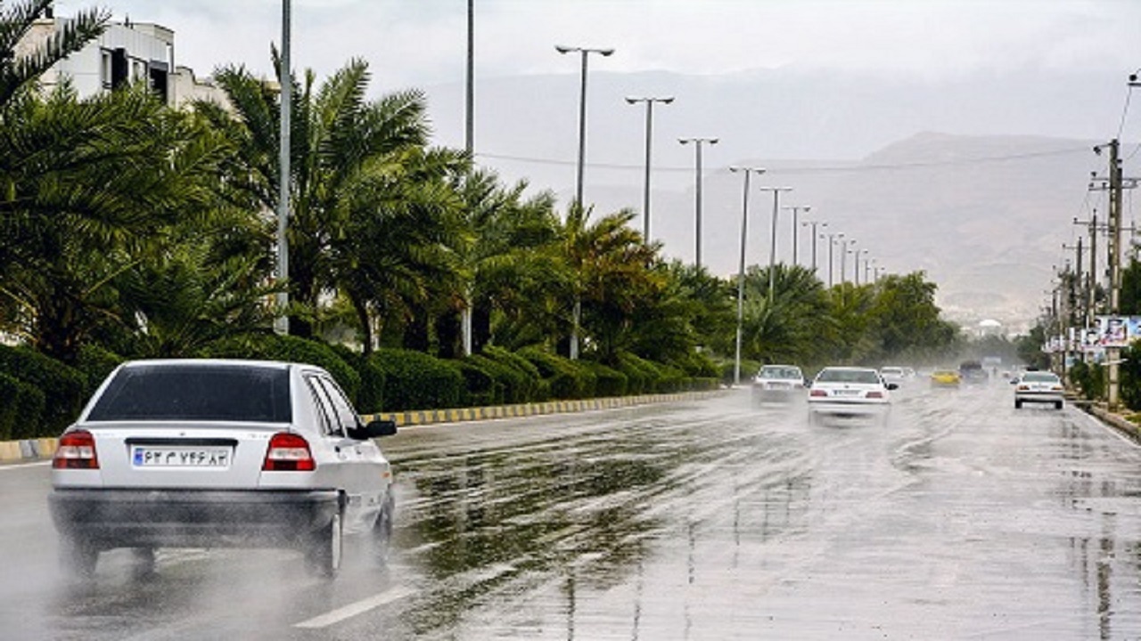 شرایط رانندگی ایمن در هوای بارانی