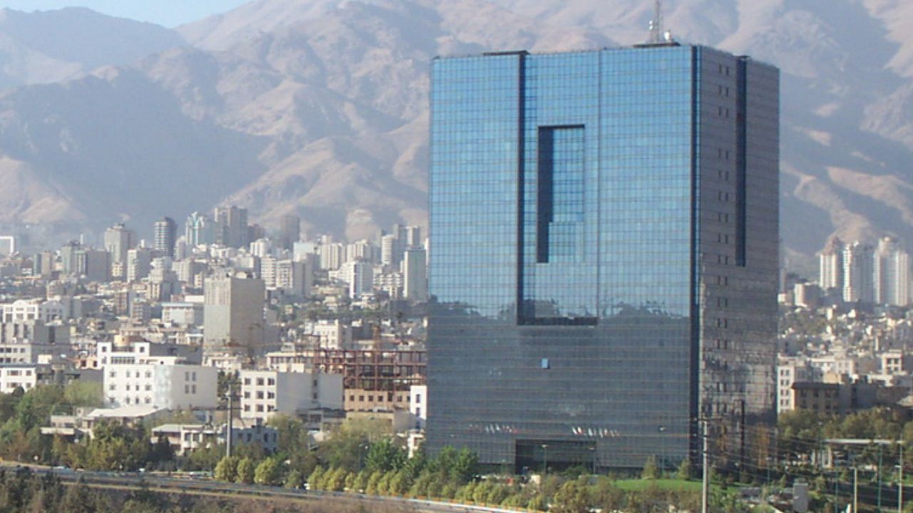 این مدیران بانکی برکنار شدند / ردیابی تراکنش های بانکی غیرمعمول