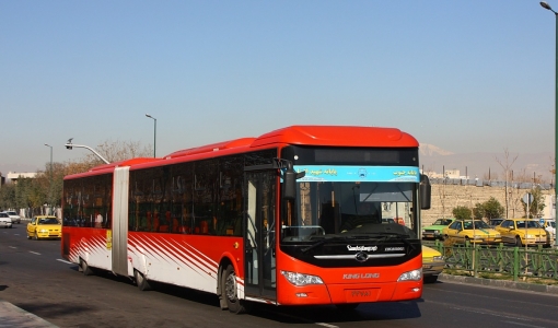 آتش سوزی اتوبوس BRT در ایستگاه لویزان + عکس