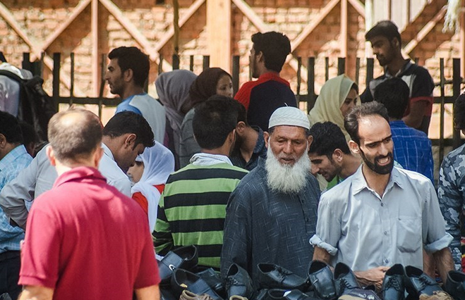 کارناوال نوروزی در تهران با حضور عروسک های غول پیکر + فیلم