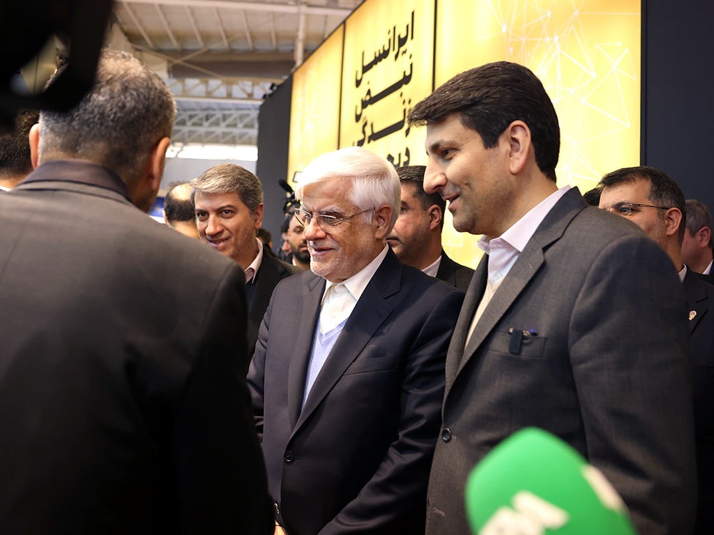 نمایشگاه تلکام ۱۴۰۳ با حضور عارف در غرفه ایرانسل افتتاح شد نمایشگاه تلکام ۱۴۰۳ با حضور عارف در غرفه ایرانسل افتتاح شد