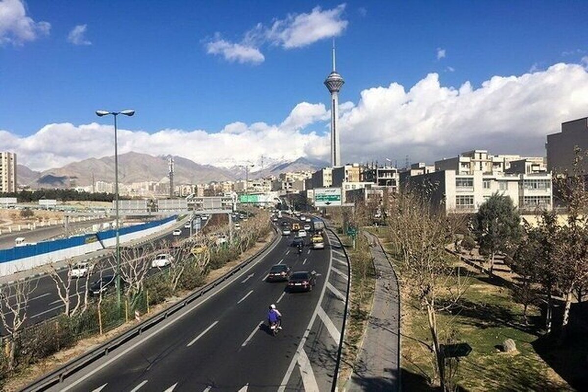 شاخص هوای تهران در وضعیت قابل قبول