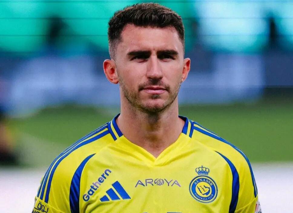 کمر حریف استقلال شکست کمر حریف استقلال شکست