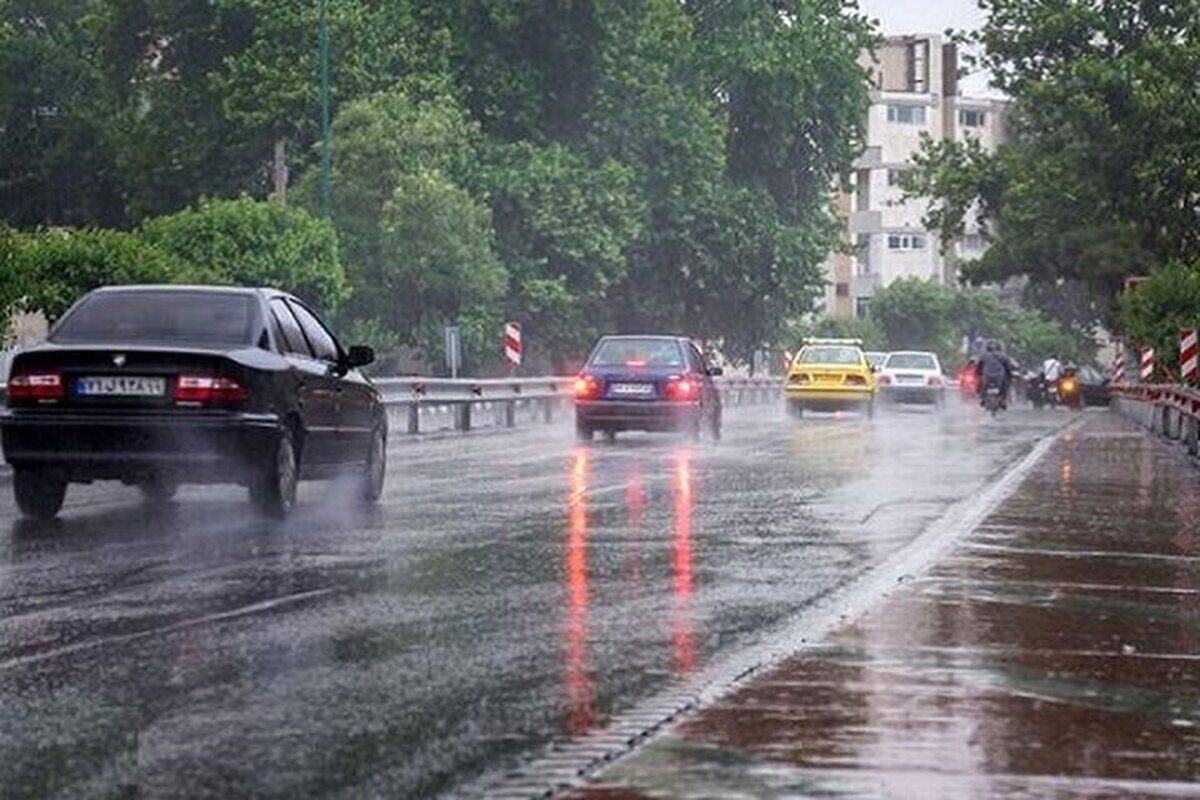 سرمای بهاری از راه می‌رسد / لباس‌های زمستانی را جمع نکنید!