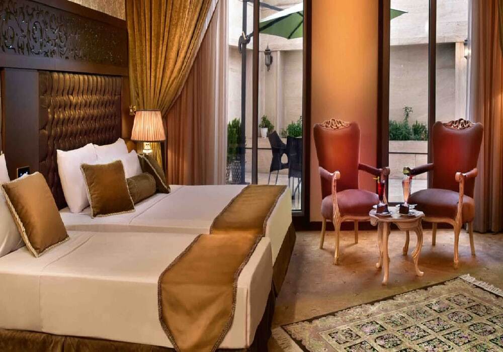 نگاهی به رزرو هتل در شهر مشهد برای اقامت چند روزه نگاهی به رزرو هتل در شهر مشهد برای اقامت چند روزه