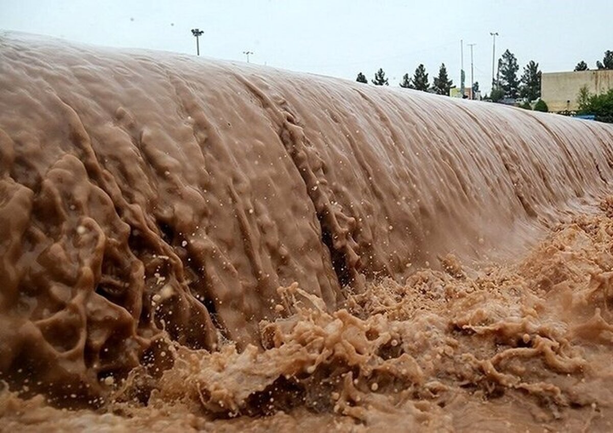 ۶ نفر بر اثر سیلاب در این شهر جان خود را از دست دادند