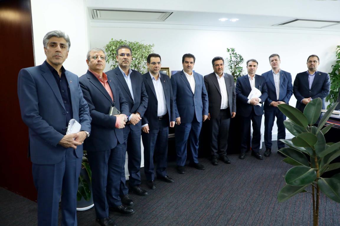 حمایت بانک رفاه کارگران از صنعت پتروشیمی رونق تولید و اشتغالزایی این صنعت را به همراه دارد حمایت بانک رفاه کارگران از صنعت پتروشیمی رونق تولید و اشتغالزایی این صنعت را به همراه دارد