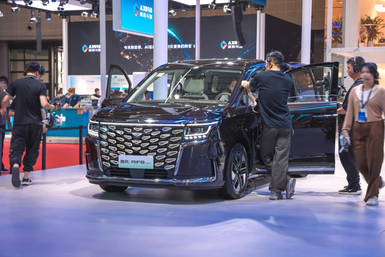 پلتفرمهای نوین جک موتورز در نمایشگاه شانگهای 2025 پلتفرمهای نوین جک موتورز در نمایشگاه شانگهای 2025