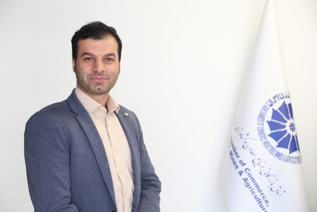 نیکزاد: حتی در صورت توافق، اقتصاد ایران با تورم فزاینده و افزایش هزینه تولید روبهرو است نیکزاد: حتی در صورت توافق، اقتصاد ایران با تورم فزاینده و افزایش هزینه تولید روبهرو است